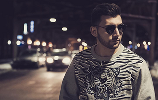 From Day to Night: Transform Your Outfit with Ease